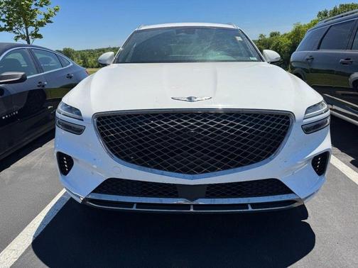 Alta White 2022 Genesis GV70 2.5T