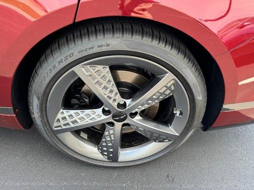 Red 2026 Genesis G80 2.5T