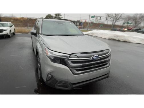 2025 Subaru Forester Limited Hybrid