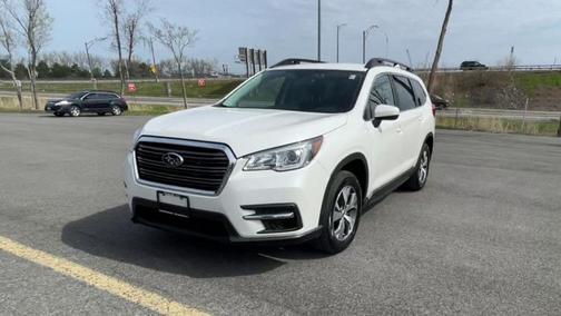 Photo 4 of 25 of 2019 Subaru Ascent Premium 7-Passenger