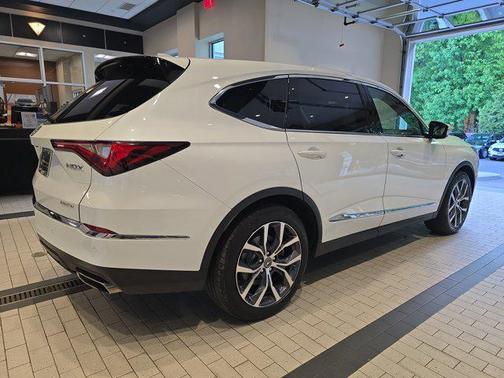 2022 Acura MDX Technology Package