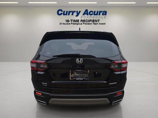 2023 Honda Pilot Touring 8-Passenger