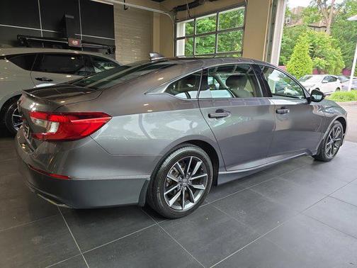 2022 Honda Accord EX-L 1.5T