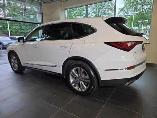 2023 Acura MDX Standard
