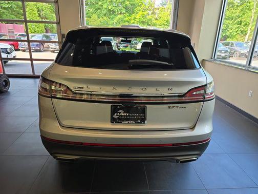 2019 Lincoln Nautilus Reserve