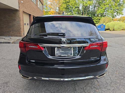 2017 Acura MDX 3.5L w/Technology Package