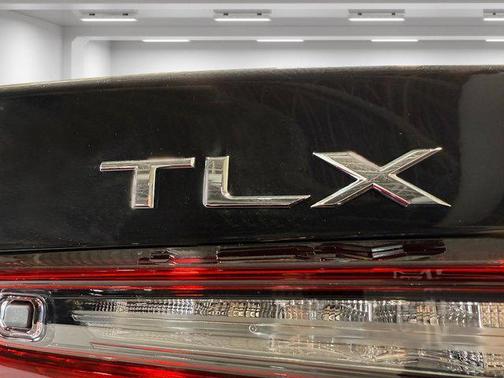 2025 Acura TLX Technology