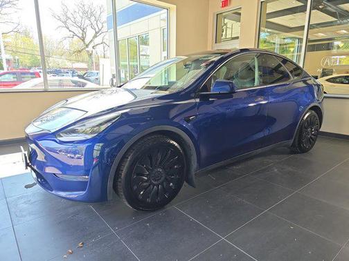 2021 Tesla Model Y Long Range Dual Motor All-Wheel Drive