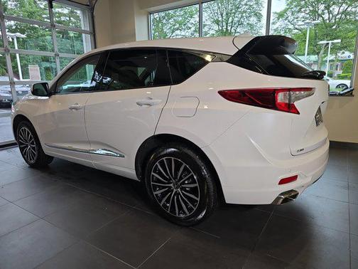 2025 Acura RDX Advance Package