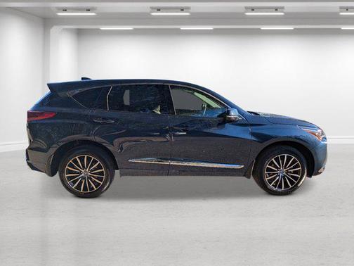 2025 Acura RDX Advance Package