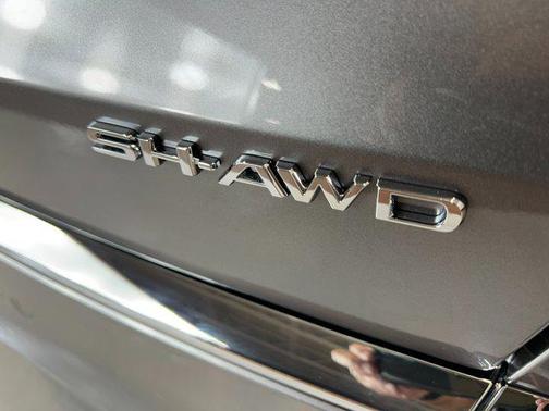 Liquid Carbon Metallic 2026 Acura MDX Advance Package