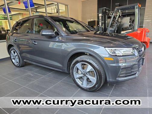 2020 Audi Q5 45 Titanium Premium