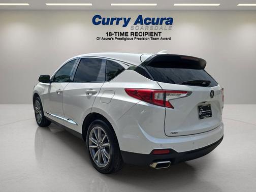 Platinum White Pearl 2023 Acura RDX Technology Package