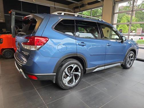 2022 Subaru Forester Touring