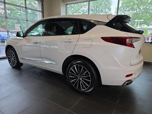 2025 Acura RDX Advance Package