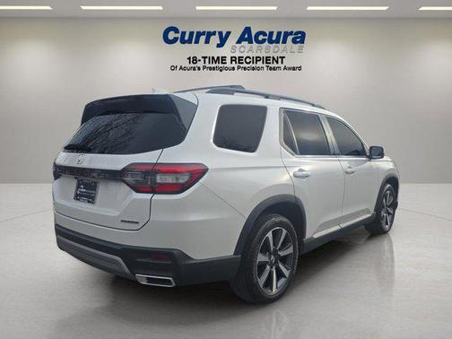 2024 Honda Pilot Touring 8-Passenger