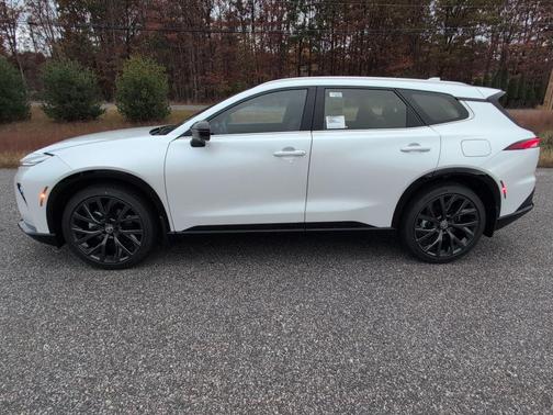 2025 Toyota Crown Signia Limited