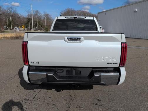 2025 Toyota Tundra Hybrid 1794 Edition