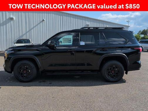 2025 Toyota Sequoia Base