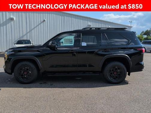 2025 Toyota Sequoia Base