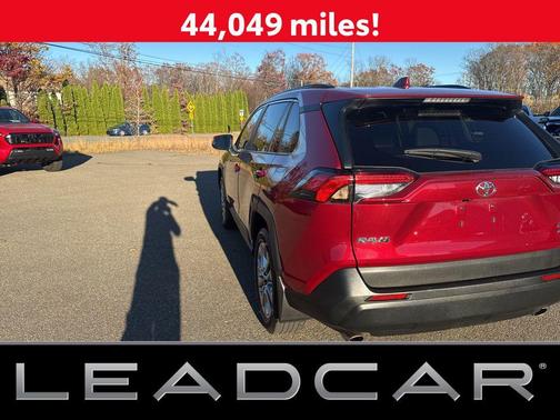 2023 Toyota RAV4 XLE Premium