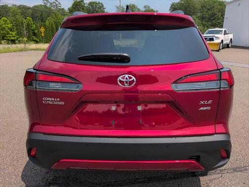 2025 Toyota Corolla Cross XLE