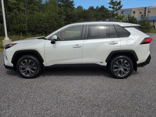 2022 Toyota RAV4 Hybrid XLE Premium