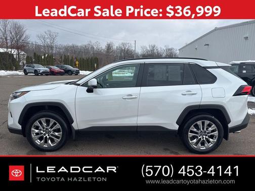 2025 Toyota RAV4 XLE Premium