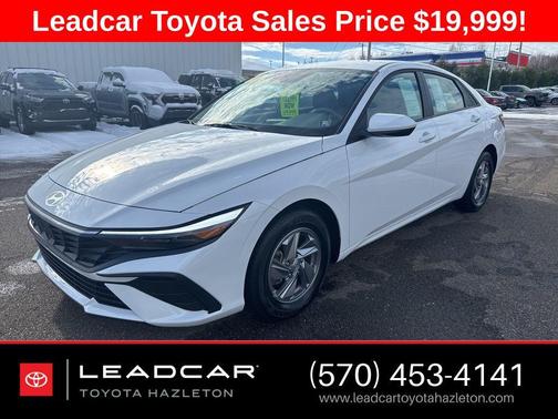 2024 Hyundai ELANTRA SE