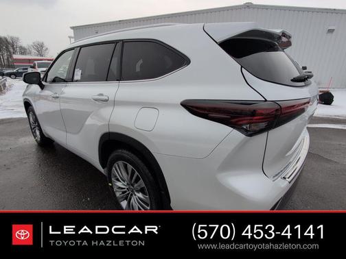 2026 Toyota Highlander Platinum