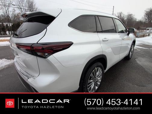 2026 Toyota Highlander Platinum