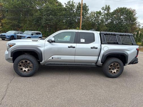 2025 Toyota Tacoma Hybrid Trailhunter