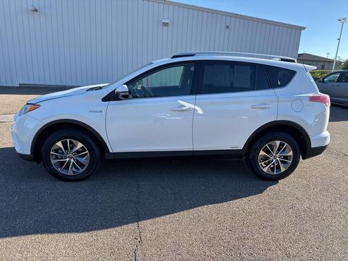 2016 Toyota RAV4 Hybrid XLE