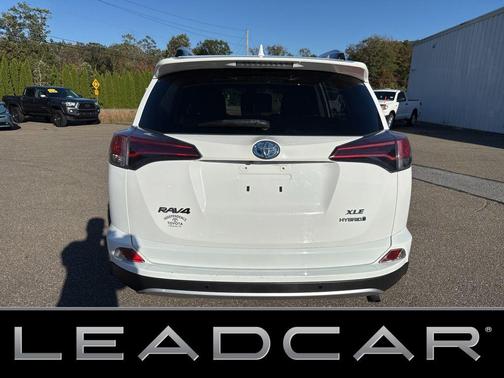 2016 Toyota RAV4 Hybrid XLE