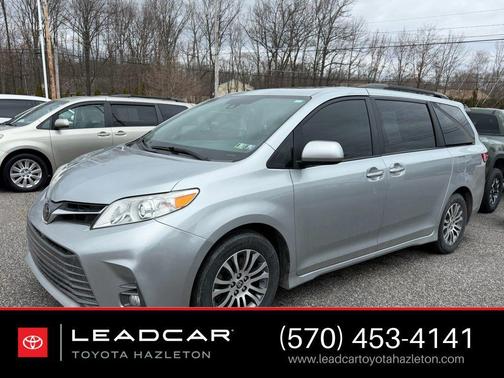 2020 Toyota Sienna XLE