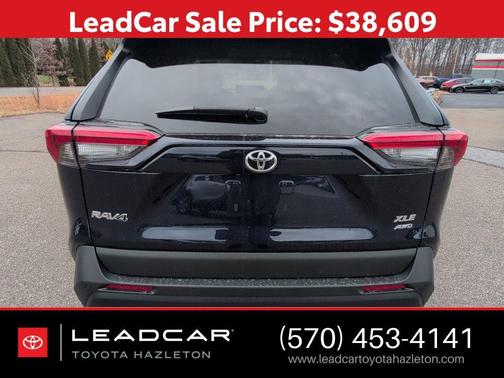 2025 Toyota RAV4 XLE Premium