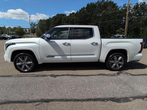2023 Toyota Tundra Hybrid Capstone