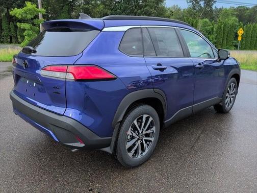 2025 Toyota Corolla Cross XLE