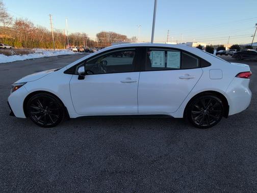 2025 Toyota Corolla SE