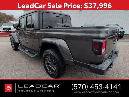 2024 Jeep Gladiator Sport S