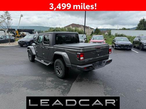 2024 Jeep Gladiator Sport S