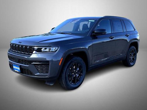 Baltic Gray Metallic Clearcoat 2026 Jeep Grand Cherokee Altitude