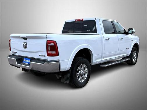 2022 RAM 2500 Laramie Crew Cab 4x4 6'4' Box