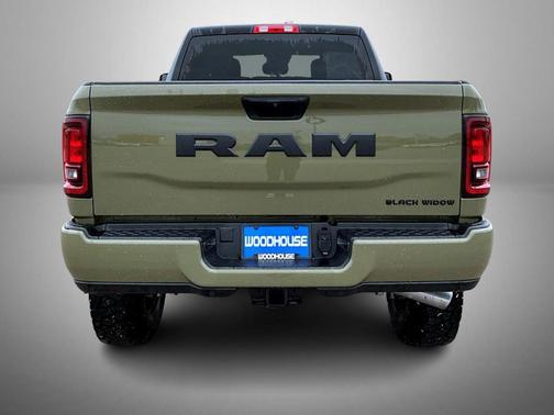 2025 RAM 2500 Big Horn Crew Cab 4x4 6'4' Box