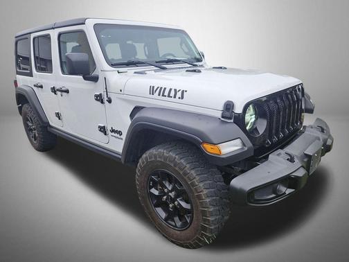 Bright White Clearcoat 2021 Jeep Wrangler Willys