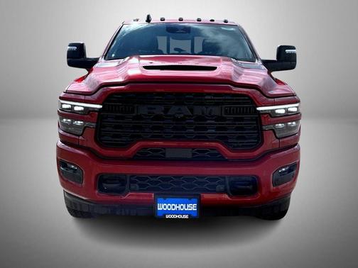 Molten Red Pearlcoat 2026 RAM 2500 Limited Crew Cab 4x4 6'4' Box