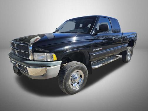 1999 Dodge Ram 2500 SLT