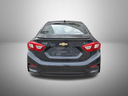 Graphite Metallic 2017 Chevrolet Cruze LT