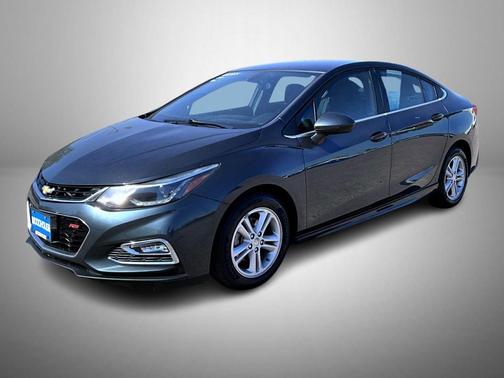 Graphite Metallic 2017 Chevrolet Cruze LT