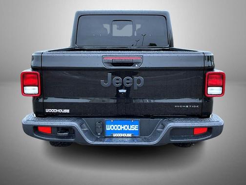 2025 Jeep Gladiator High Tide